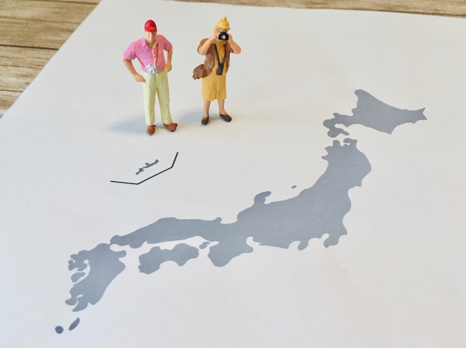 日本地図と人形