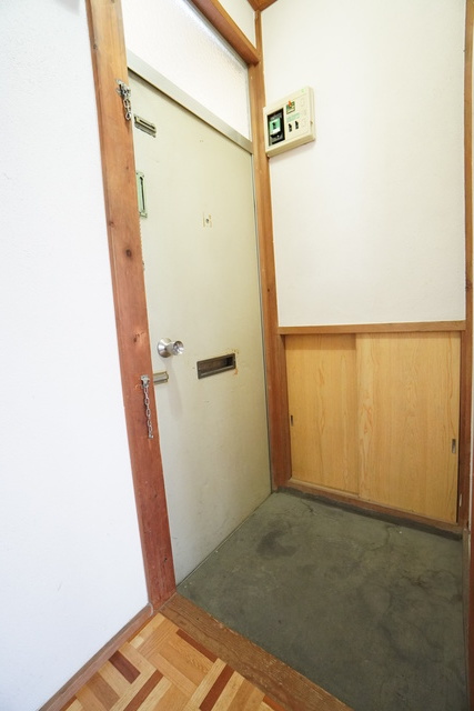 画像18:玄関
